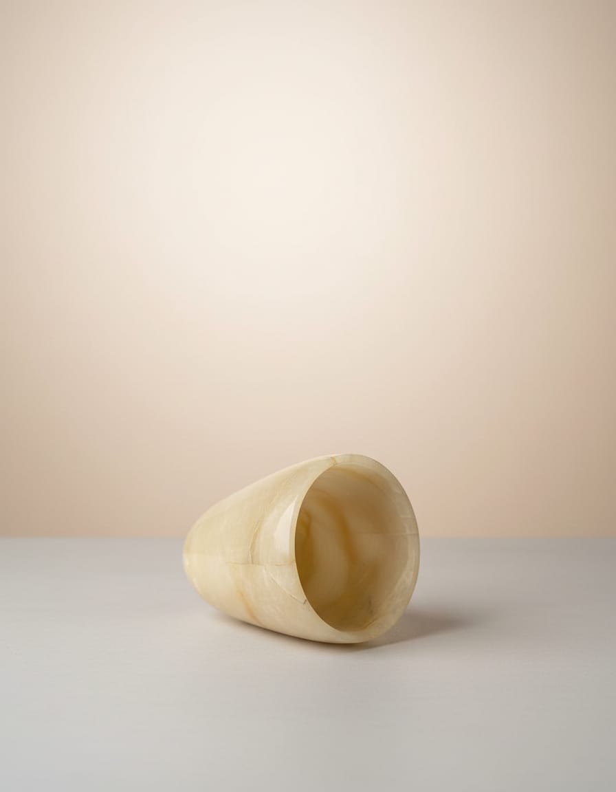 Hannd carved white jasper Bowl